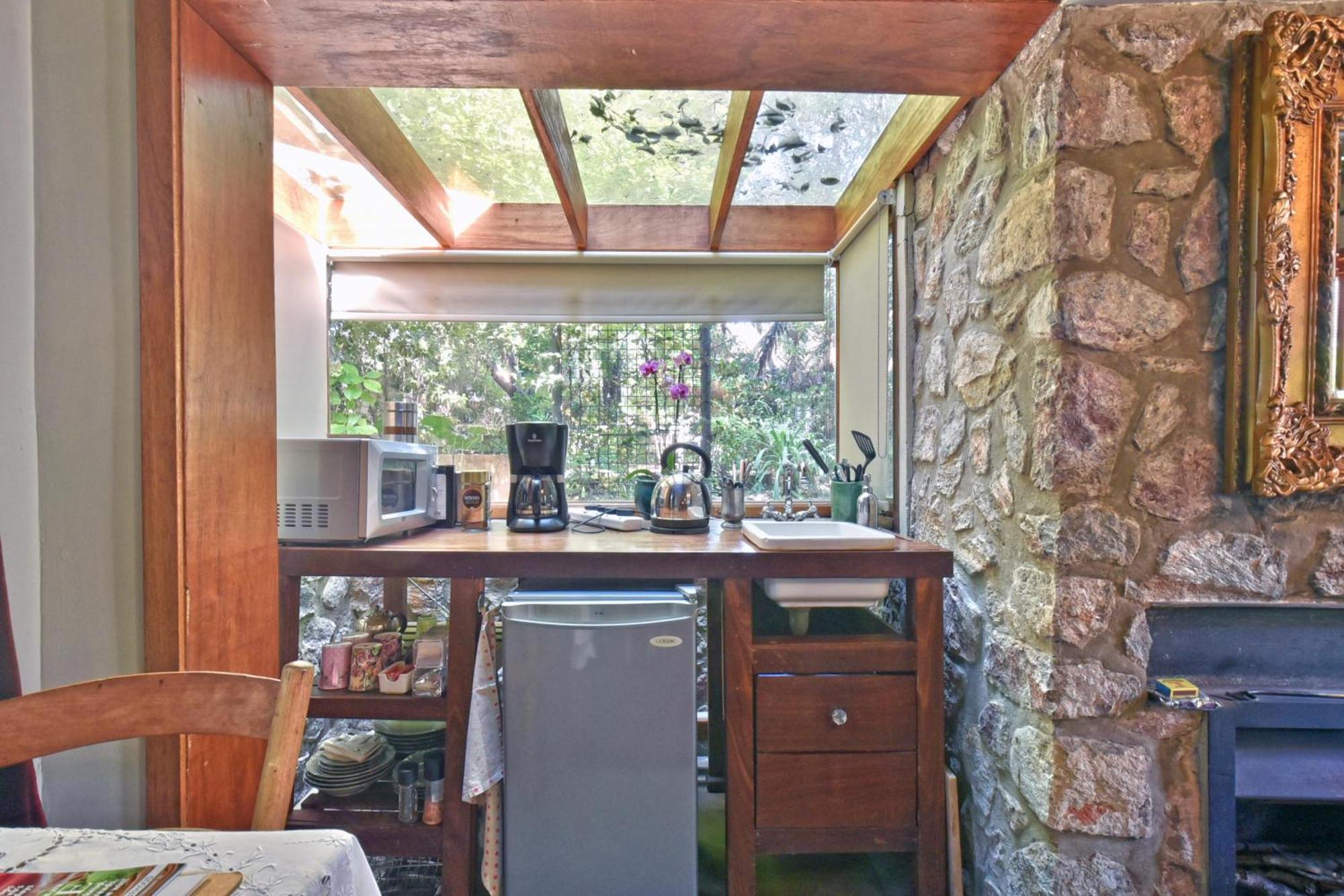 Festina Lente Guesthouse Johannesburg Exterior photo
